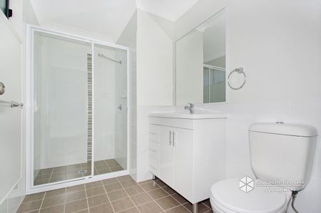 9 Firetail Street, Thornton - Photo 4