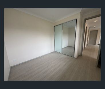 MODERN FAMILY HOME - Photo 5