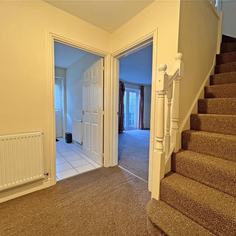 3 bedroom terraced house to rent - Photo 1