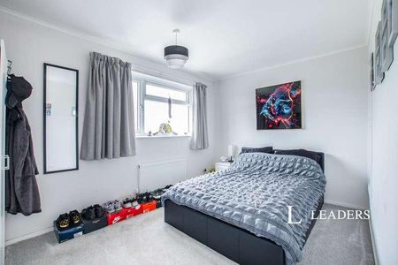 Bucklers Way, Bournemouth, BH8 - Photo 2