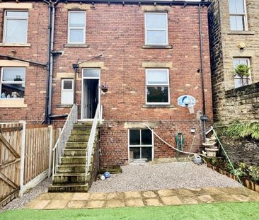 4 bedroom House To Let - Photo 4