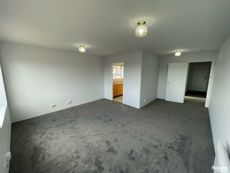 Newly Updated 1 Bedroom Unit - Photo 2