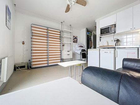 Location Appartement 1 pièce 18m² LA ROCHELLE 17000 - Photo 2