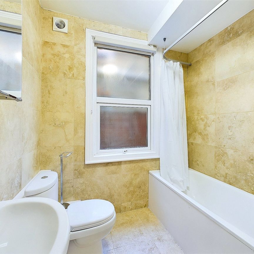 Kenley Road, St Margarets, TW1, Twickenham - Photo 1