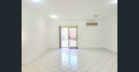 Spacious 4-Bedroom Townhouse for Lease - Photo 5