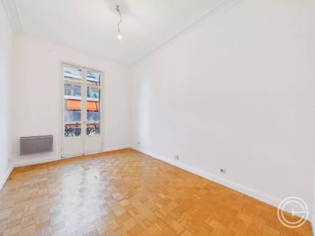 3 PIECES VIDE - 22 MARECHAL JOFFRE - NICE CARRE D'OR - Photo 3