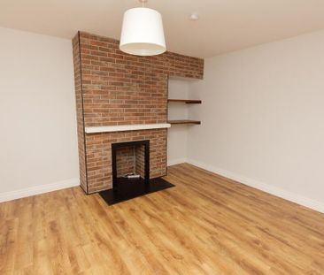 16 Shaftesbury Road, Bangor, BT20 3GD - Photo 2
