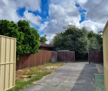 3-Bedroom Home with Spacious Gardens – Maddington - Photo 3