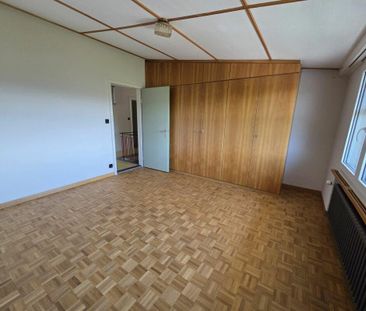 Charmantes 6-Zimmer-Einfamilienhaus mit Weitsicht - Photo 3