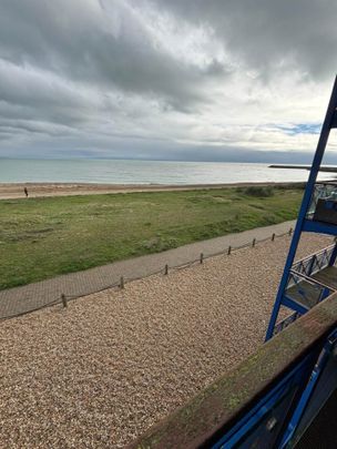 Ensenada Reef, Eastbourne *Private Balcony with Stunning Sea view* - Photo 1