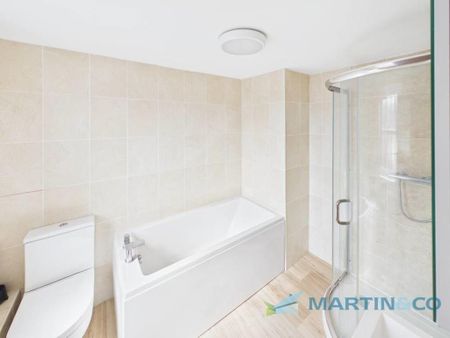 3 bedroom terraced house to rent - Photo 3