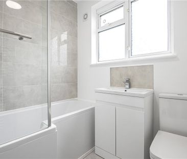 Brampton Road, Edgware, NW9 9BU - Photo 4