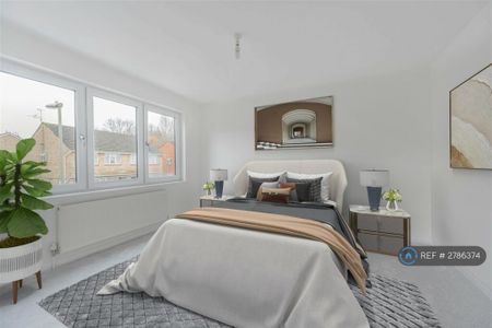 3 bedroom detached house to rent - Photo 3