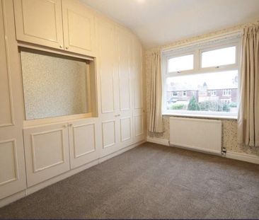 4 Bed Semi-Detached House, Finchley Road, M14 - Photo 4