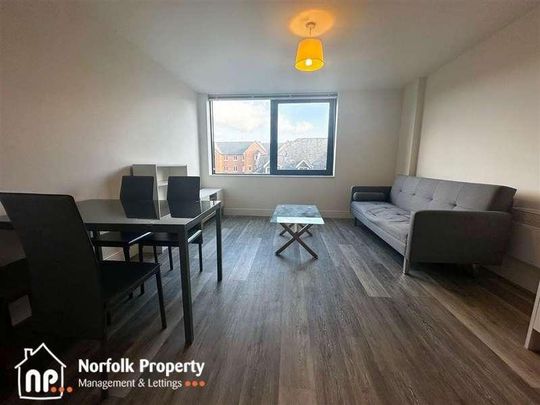 Grosvenor House, NR1 - Photo 1