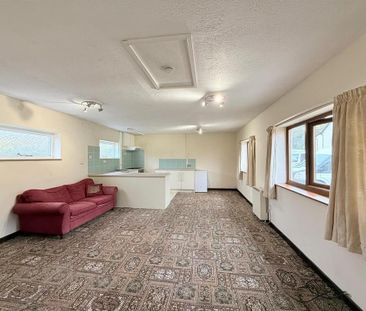 2 bedroom bungalow to rent - Photo 5