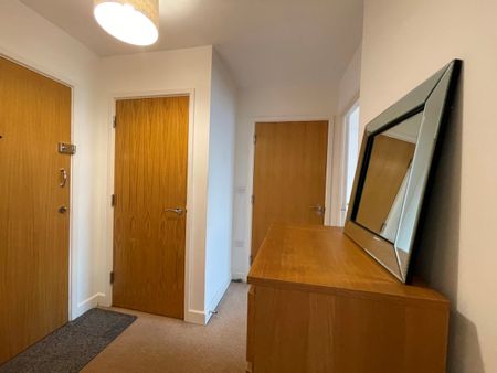 1 Bed Flat, Adriatic Apartments, E16 - Photo 4