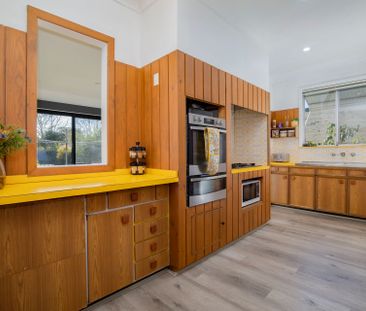 Three Bedroom Home with Renovated Bathroom - Photo 4