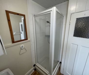 1 Bed Flat, Victoria Walk, BS6 - Photo 4