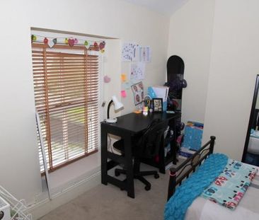 11 Fairview Road - Photo 2