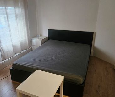 Room in a Shared House, Hindes Road, HA1 - Photo 3