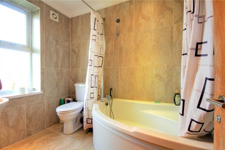Tilehurst Road, Reading, Berkshire, RG30 - Photo 5