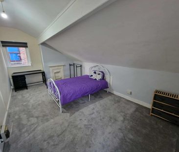 1 Bed Flat, Raynville Road, LS12 - Photo 5