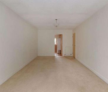 Winchester House, Macclesfield, SK10 - Photo 1