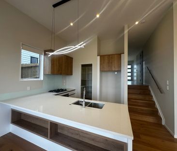 Brand-New Family Home in Beachlands&comma; Ready for You&excl; - Photo 6