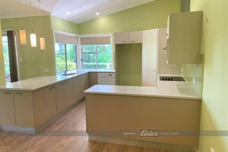 THREE BEDROOM HOME IN TRANQUIL GREEN POINT - Photo 4