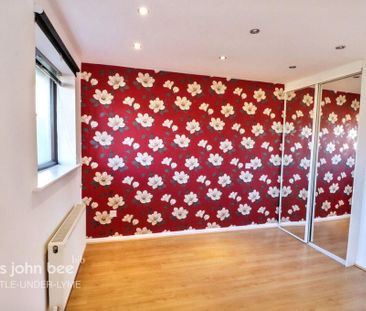 2 bedroom semi-detached house to rent - Photo 3