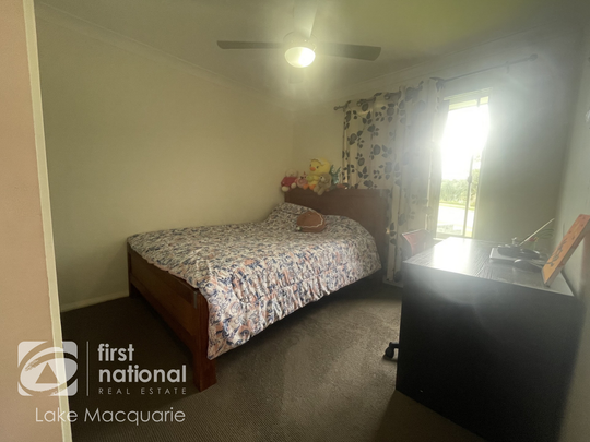 2 Sandfield Street, Cameron Park NSW 2285 - House For Rent | Domain - Photo 1