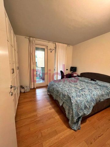 Bilocale via Raffaello Sanzio 23, Vercelli - Wagner, Milano - Foto 5