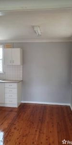 28 Cossa Street - Photo 3