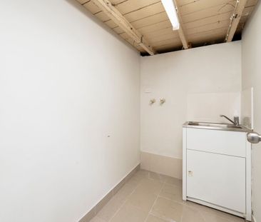 Stylish & Low-Maintenance Studio Living in the Heart of Newmarket - Photo 3