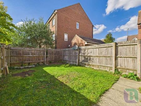 Lydbrook Lane, Woburn Sands, MK17 - Photo 3