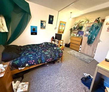 5 bedroom maisonette to rent - Photo 5