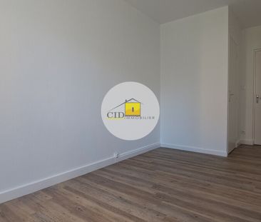 Location Appartement 2 pièces 49m² ST PRIEST 69800 - Photo 2