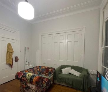 Glebe - Photo 4