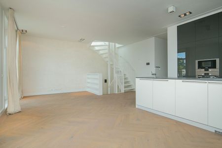 Appartement te huur: De Lairessestraat 124-E 1071 PL Amsterdam - Foto 2