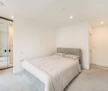 Pegler Square, Kidbrooke Village, London, SE3 9GL - Photo 2