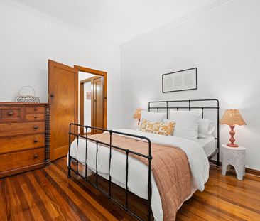 Stylishly Renovated with a Garden Surprise! - Photo 2
