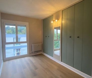 Appartement F3 avec balcon, garage et 2 caves dans une résidence sé... - Photo 2