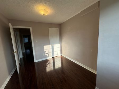 For Lease - 10561 Bayview Avenue, Richmond Hill, Ontario - Photo 4