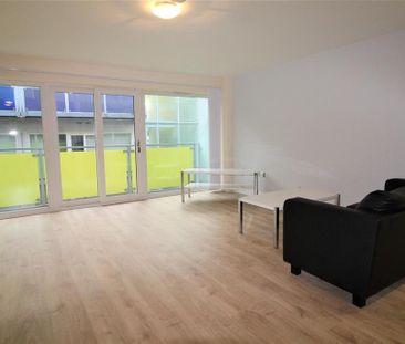 Studio to rent - Photo 2