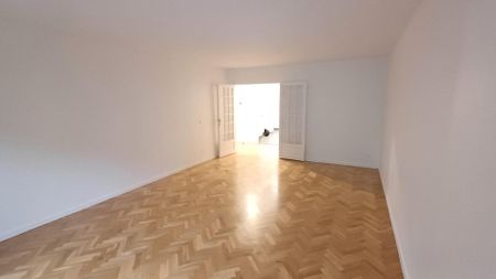 location Appartement T4 DE 86.6m² À PARIS - Photo 3