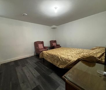 For Lease - 1527 Merrittville Highway Unit# Basement, Thorold, Ontario - Photo 4