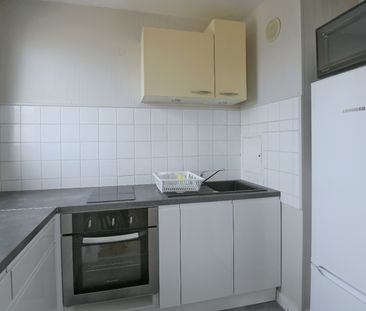 Location Appartement 1 pièce 38m² ROUEN 76000 - Photo 3