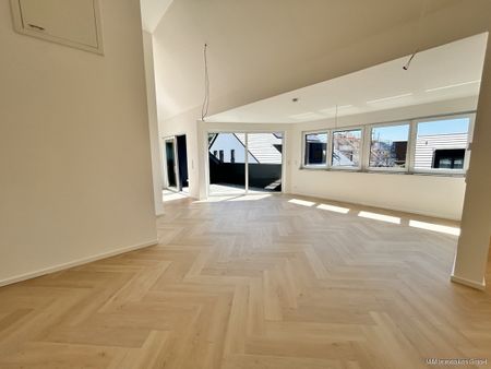 !Luxuriöses Penthouse mit Blick über die malerischen Weinberge. Über 4 m hohe Decken! - Photo 2