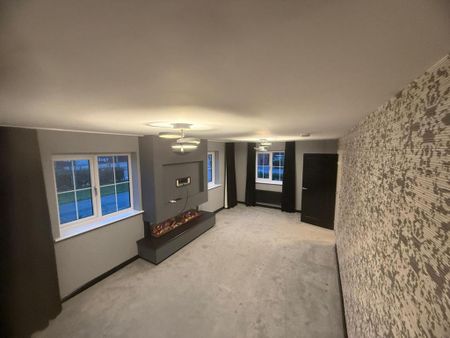 4 bedroom house to rent - Photo 2